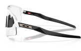 OAKLEY Sutro Lite Sweep Matte Clear Photochromic