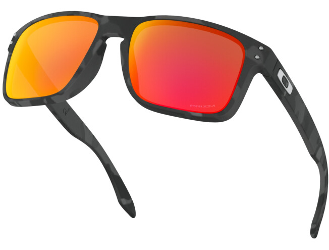 P&auml;ikeseprillid OAKLEY Holbrook erimudelid "Black Camo Collection" Prizm Ruby